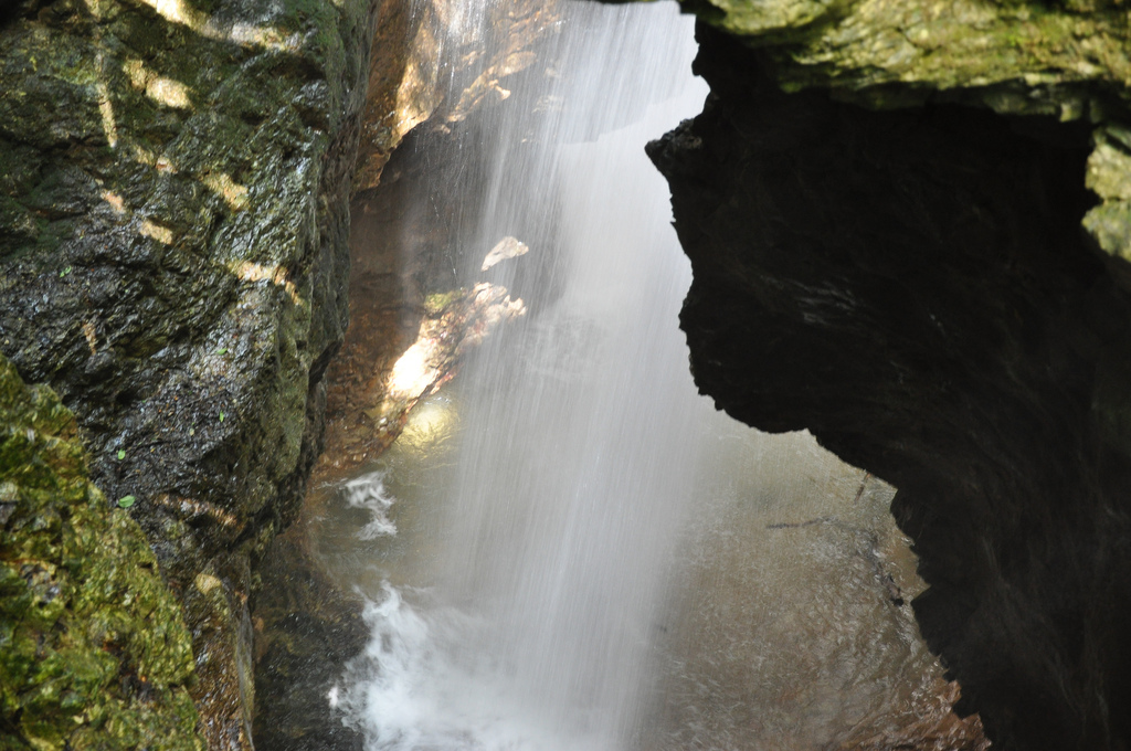 Canyon Rio Sass, chute d’eau, photo de douneika, via Flickr